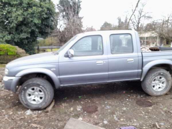 CAMIONETA MAZDA B2500 AÑO 2007