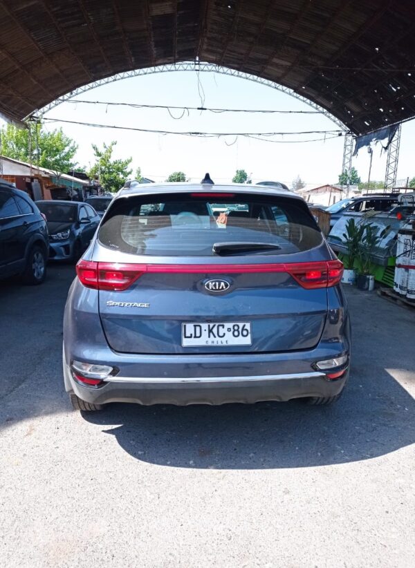 STATION WAGON KIA MOTORS SPORTAGE 2.0 AUT AÑO 2019 - Imagen 4