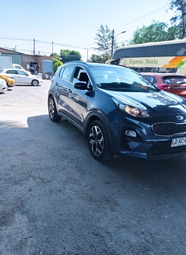 STATION WAGON KIA MOTORS SPORTAGE 2.0 AUT AÑO 2019 - Imagen 2