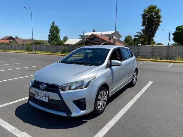 TOYOTA YARIS AÑO 2014 / CHILLÁN - Imagen 4